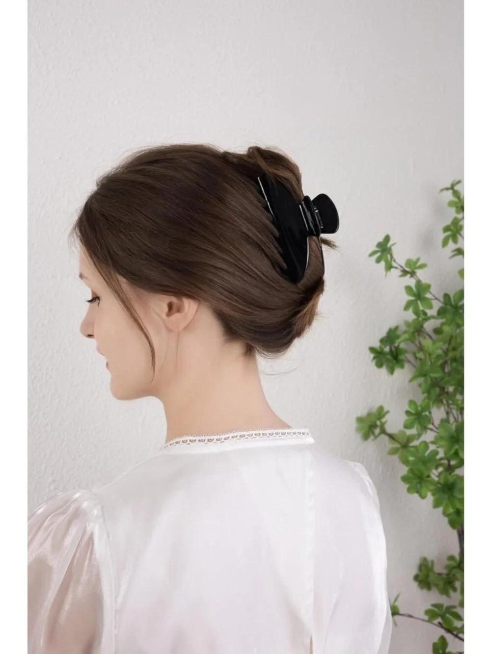Durable 4-Inch Black Claw Hair Clips - Perfect for Fine & Thick Hair